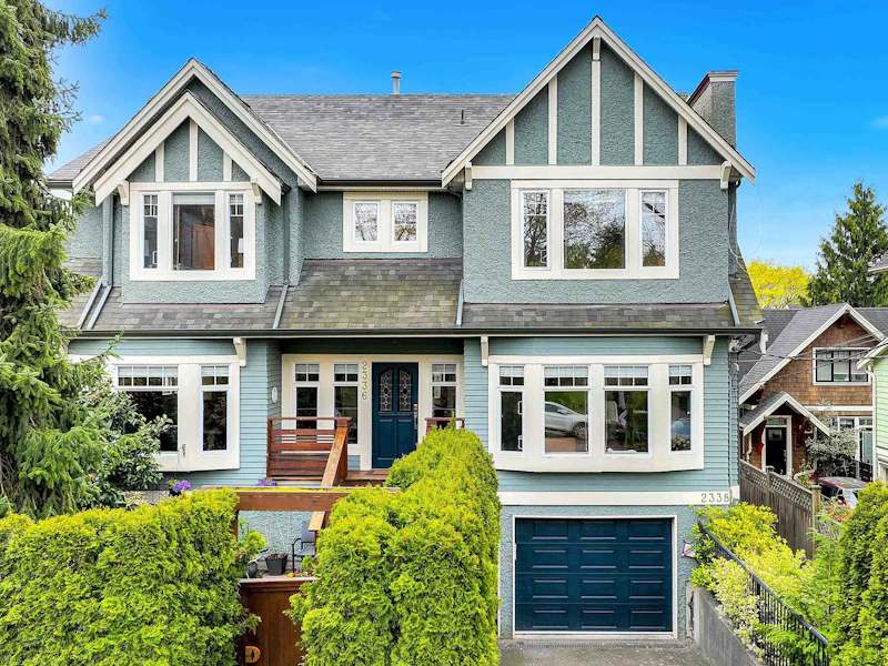 2336 W 7th Avenue, Vancouver BC V6K 1Y5