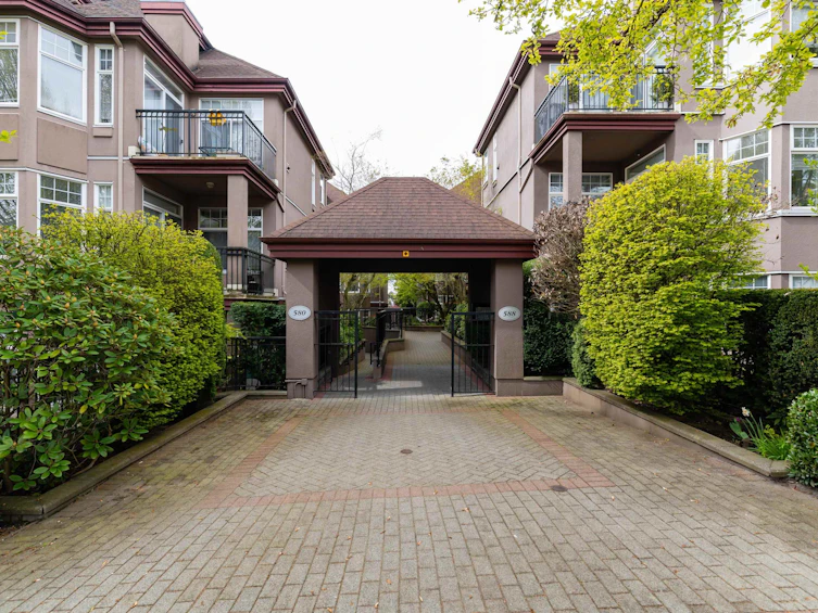 401-580 Twelfth Street, New Westminster, BC, V3M 4H9