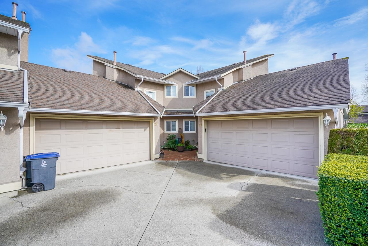 22-16128 86 Avenue, Surrey, BC, V4N 3J9
