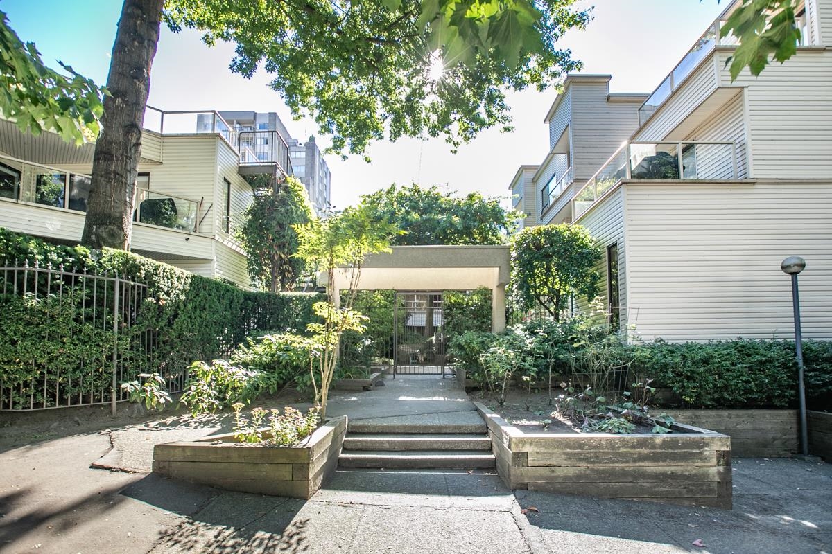 310-1080 Broughton Street, Vancouver, BC, V6G 2A8
