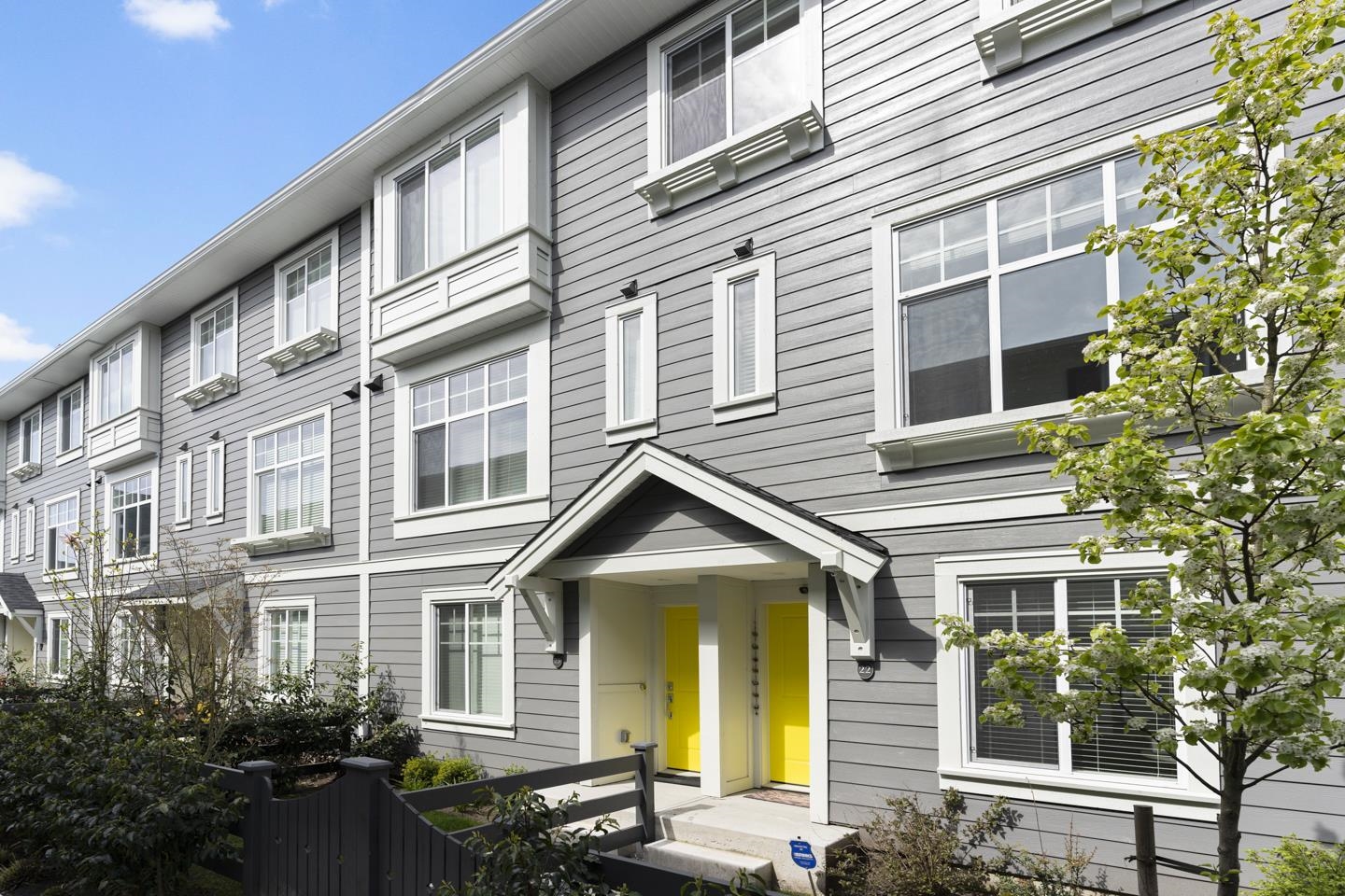 22-15850 85 Avenue, Surrey, BC, V4N 6W2