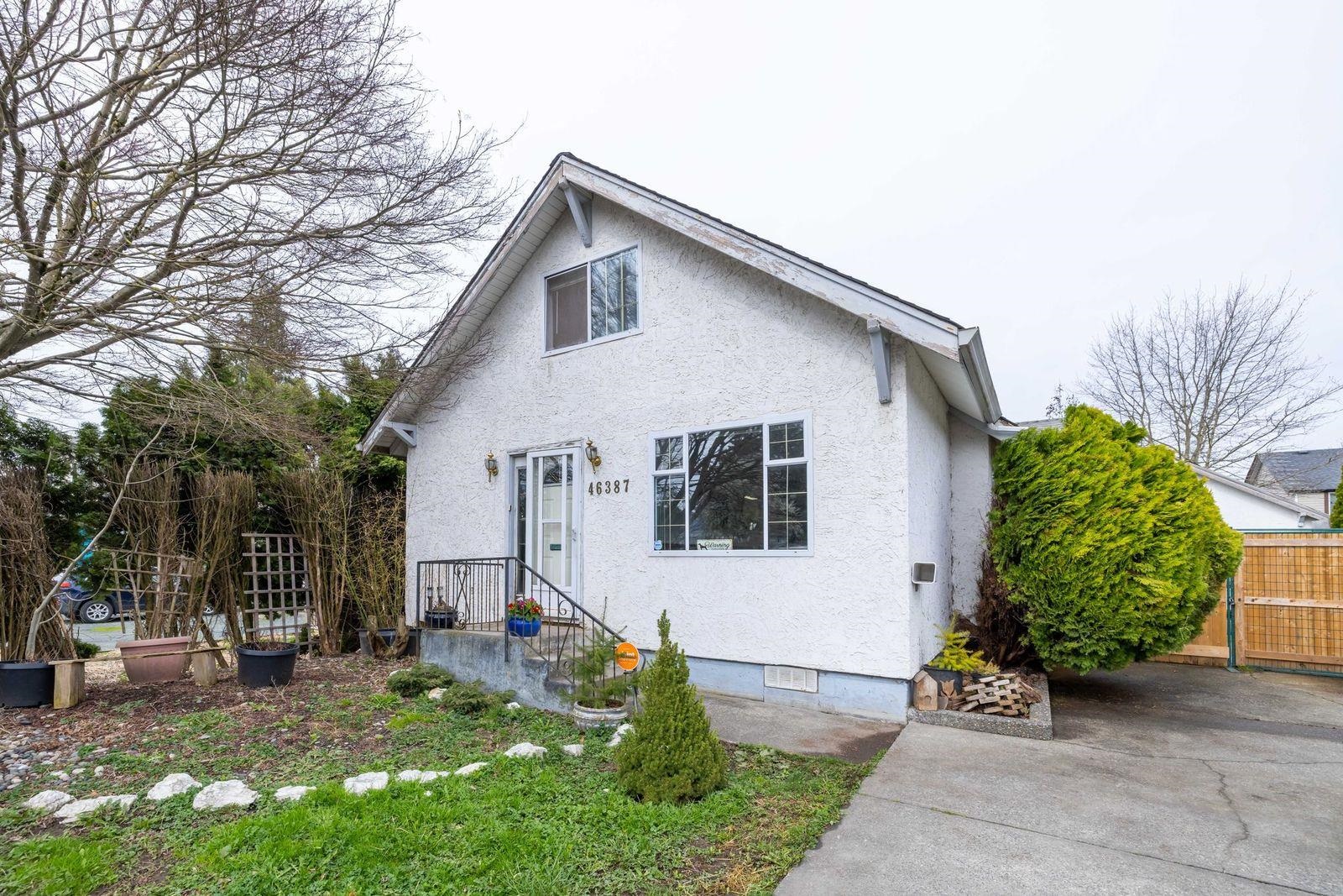 46387 Chilliwack Central Road, Chilliwack, BC, V2P 1J7