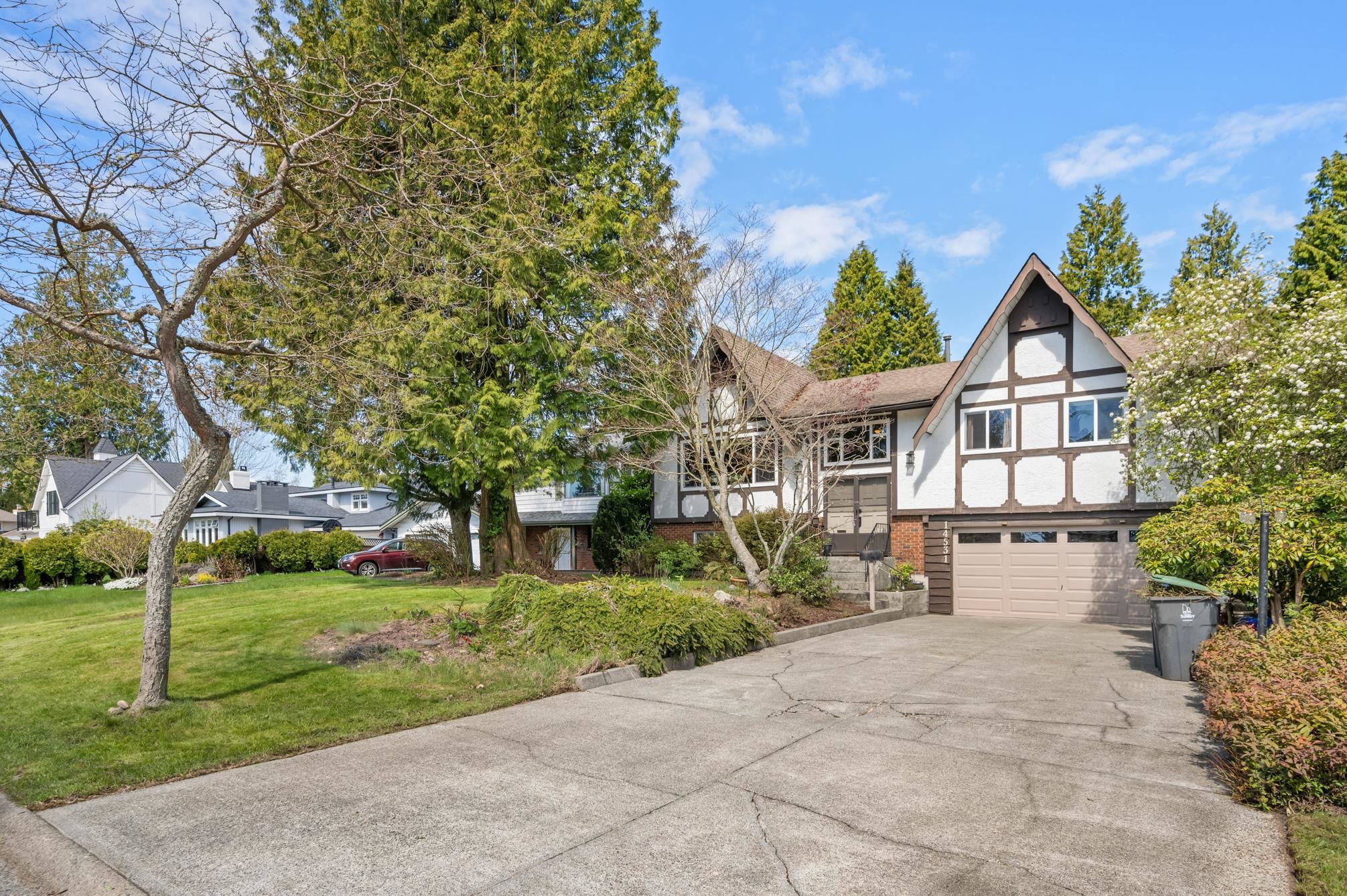 14531 18 Avenue, Surrey, BC, V4A 5V6