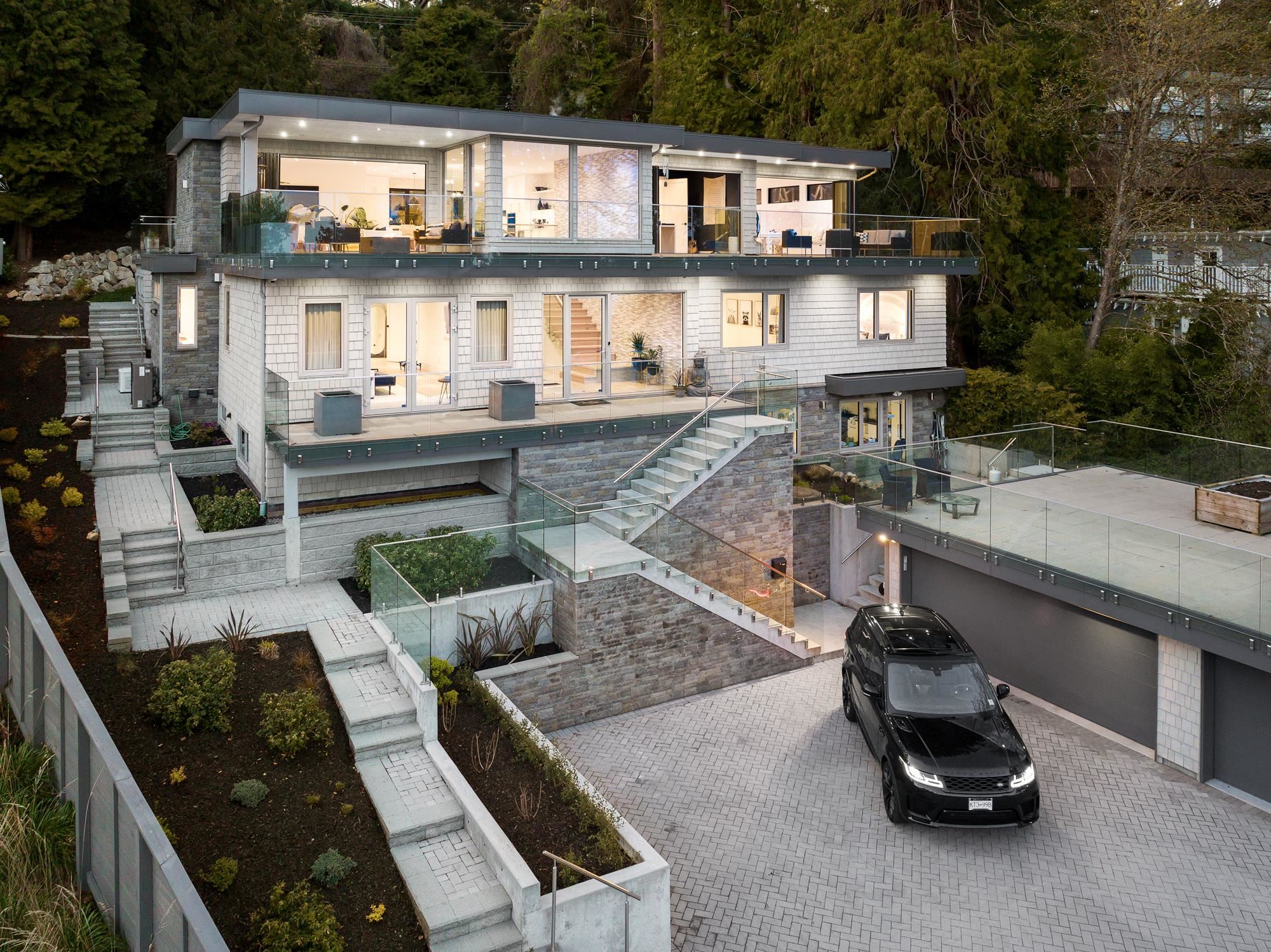 4701 Piccadilly South Road, West Vancouver, BC, V7W 1J8