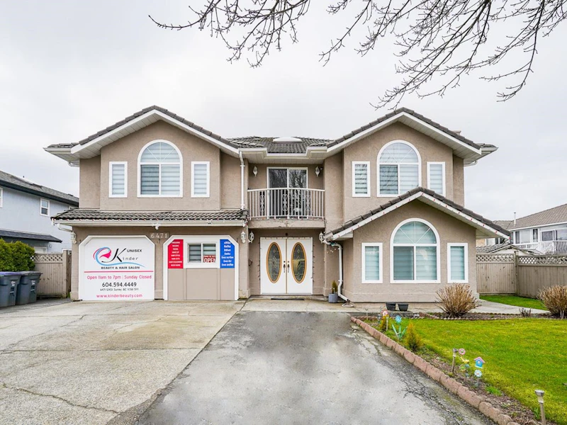 6471 124th Street, Surrey BC V3W 5Y1