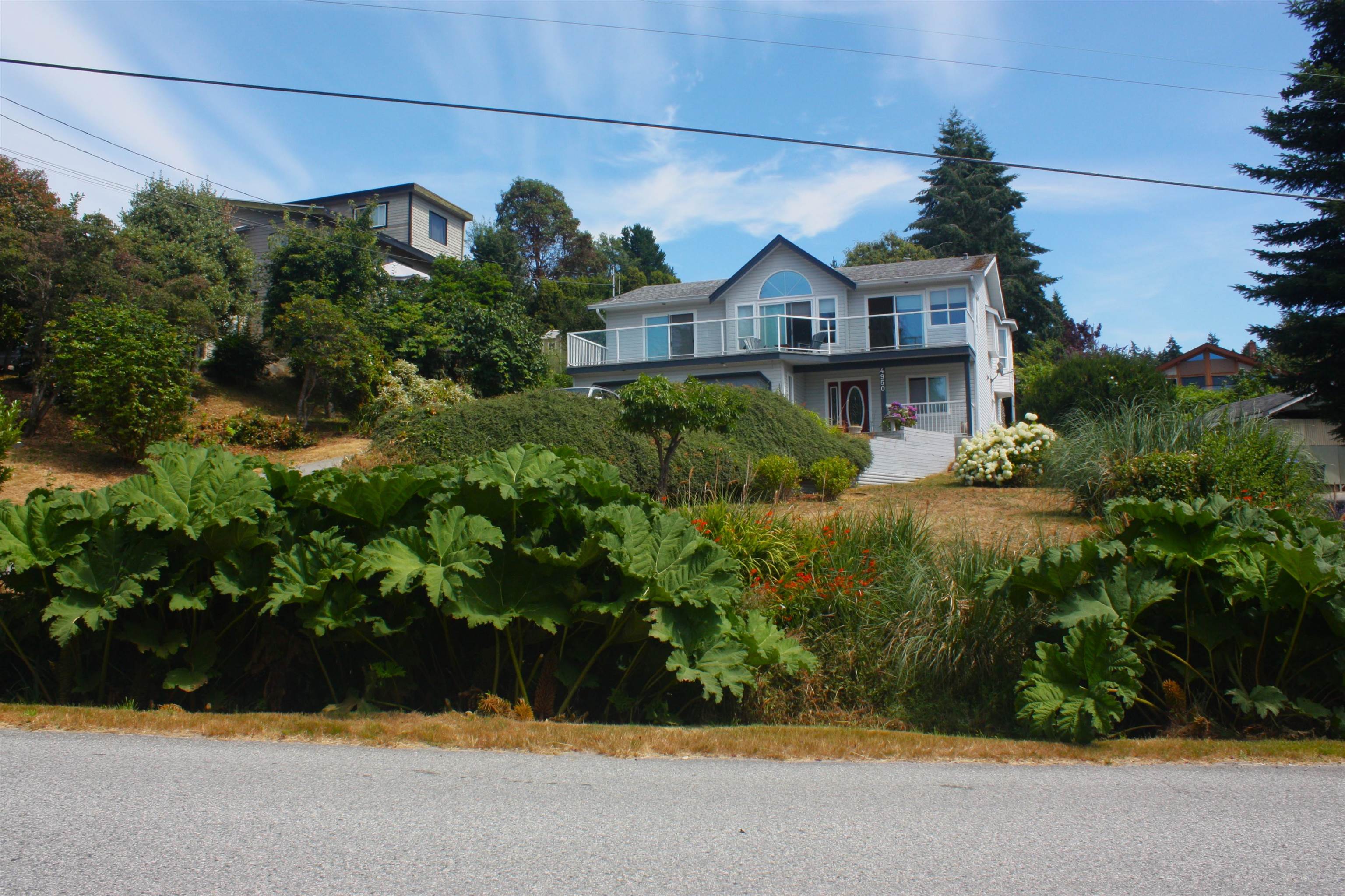 4950 Geer Road, Sechelt, BC, V7Z 0B7