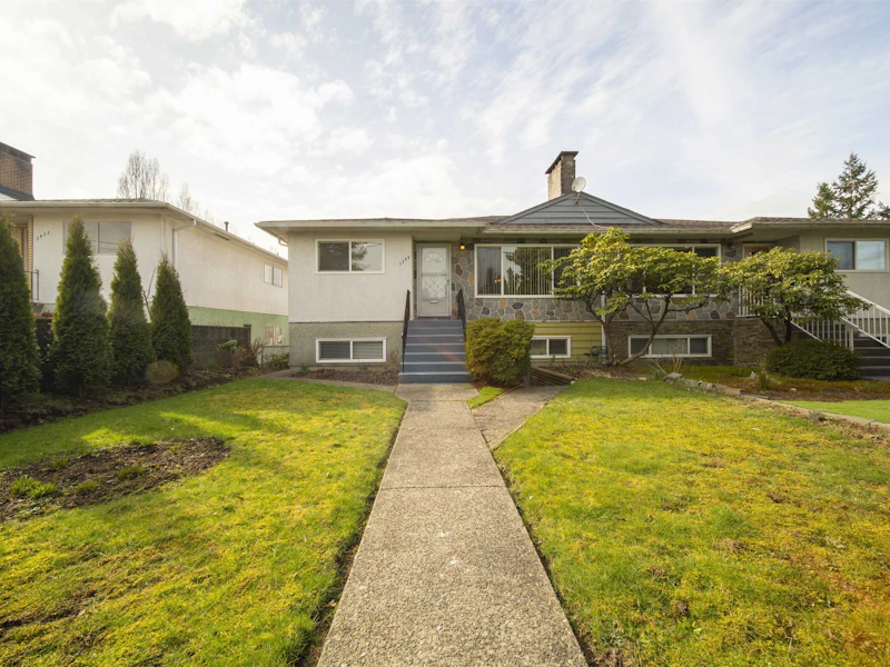 5399 Willingdon Avenue, Burnaby BC V5H 2T3