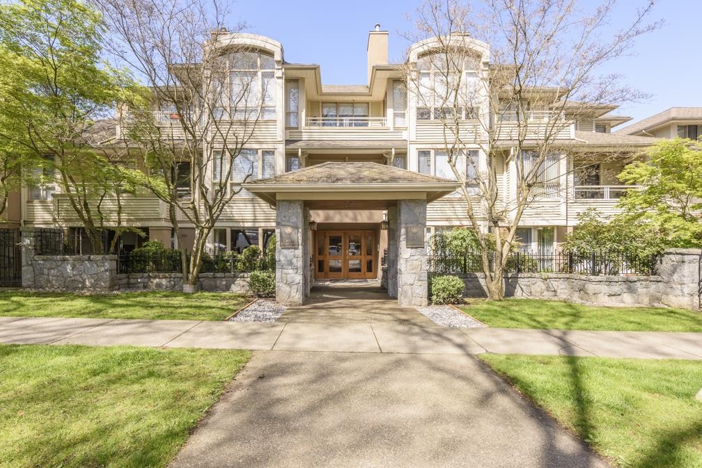 111-3777 W 8th Avenue, Vancouver, BC, V6R 1Z2