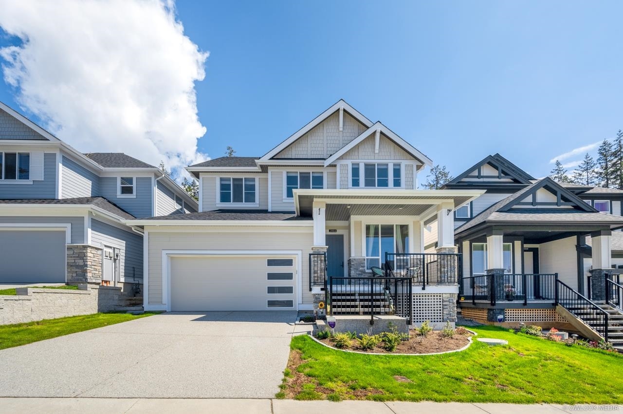 2064 165b Street, Surrey, BC, V3Z 1B9