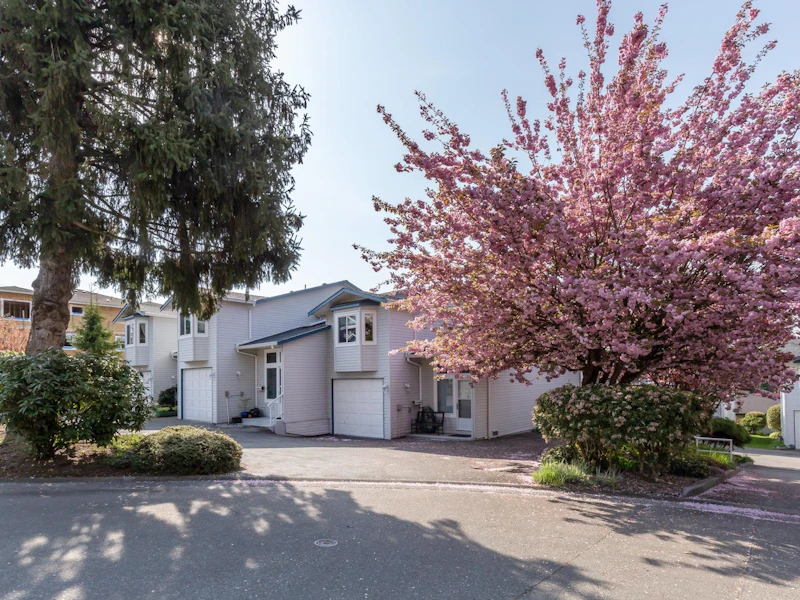 8 - 32752 4th Avenue, Mission BC V2V 1R4