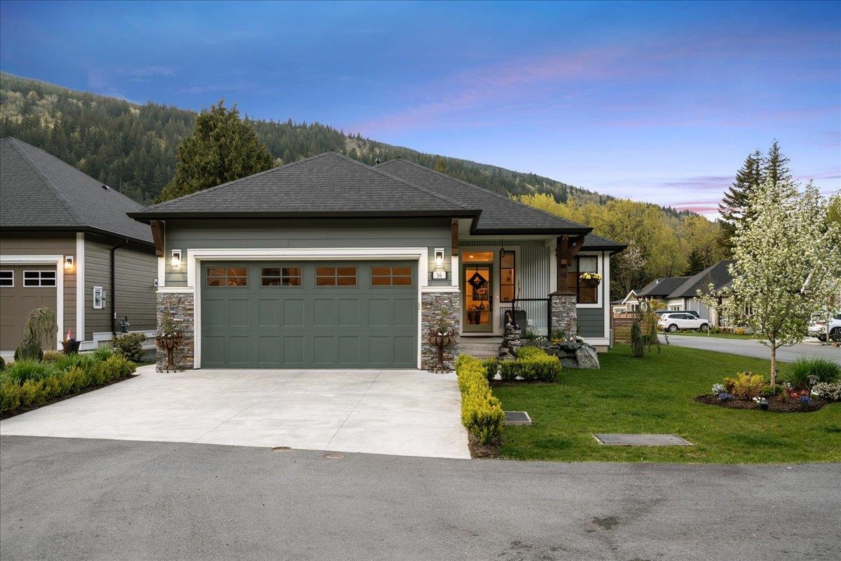 56-1885 Columbia Valley Road, Columbia Valley, BC, V2R 1J8