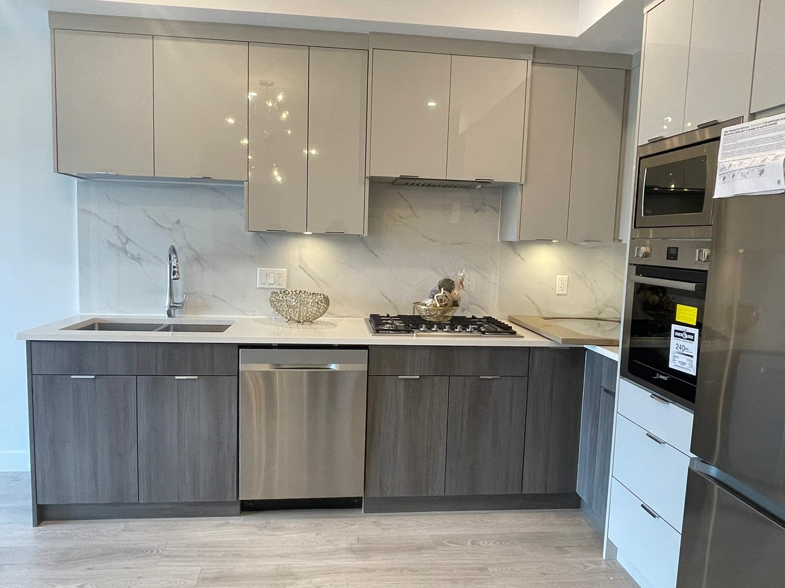 B311-14438 72 Avenue, Surrey, BC, V3S 2E7