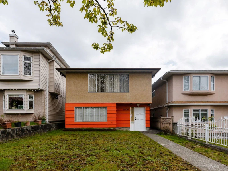 2036 Nanaimo Street, Vancouver BC V5N 5C5