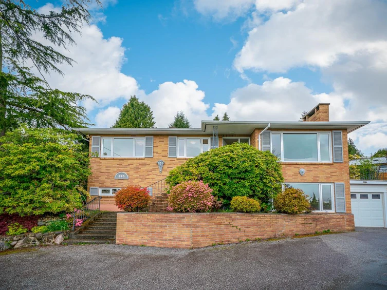 845 8th Street, West Vancouver, BC, V7T 1S1