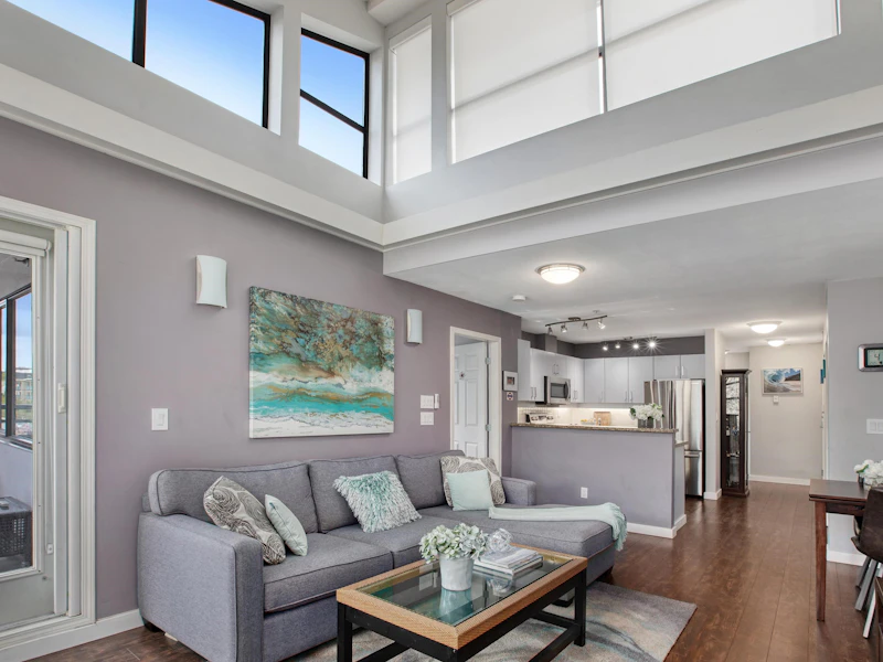 609 - 345 Lonsdale Avenue, North Vancouver BC V7M 3M9