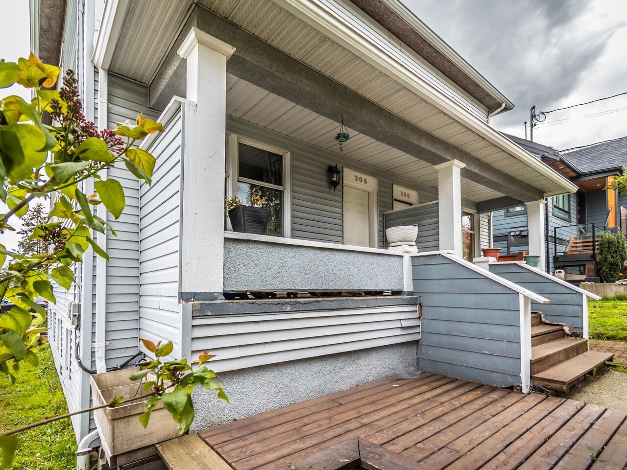 306-308 Alberta Street, New Westminster, BC, V3L 3J3