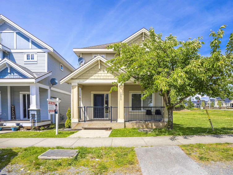 19073 72 Avenue, Surrey, BC, V4N 5Z8
