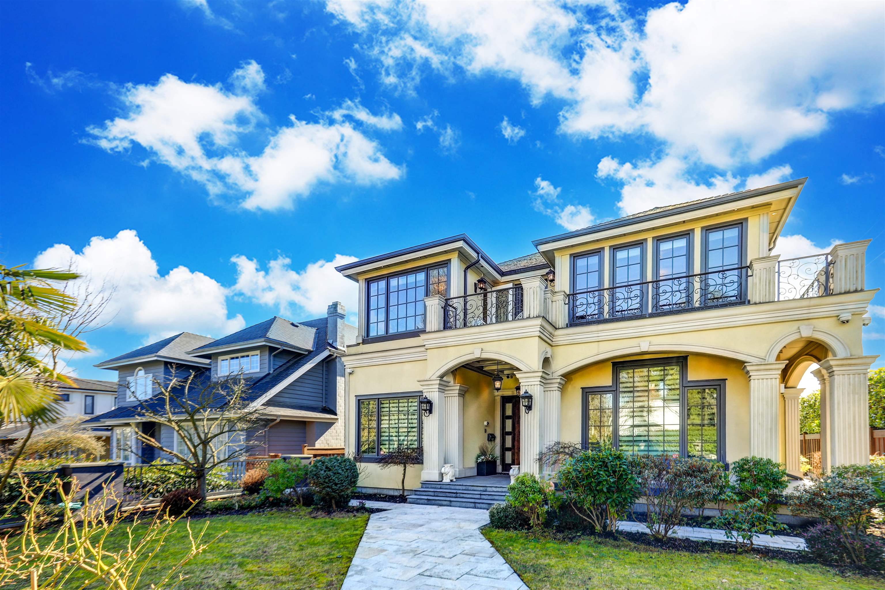 2896 W 37th Avenue, Vancouver, BC, V6N 2T6