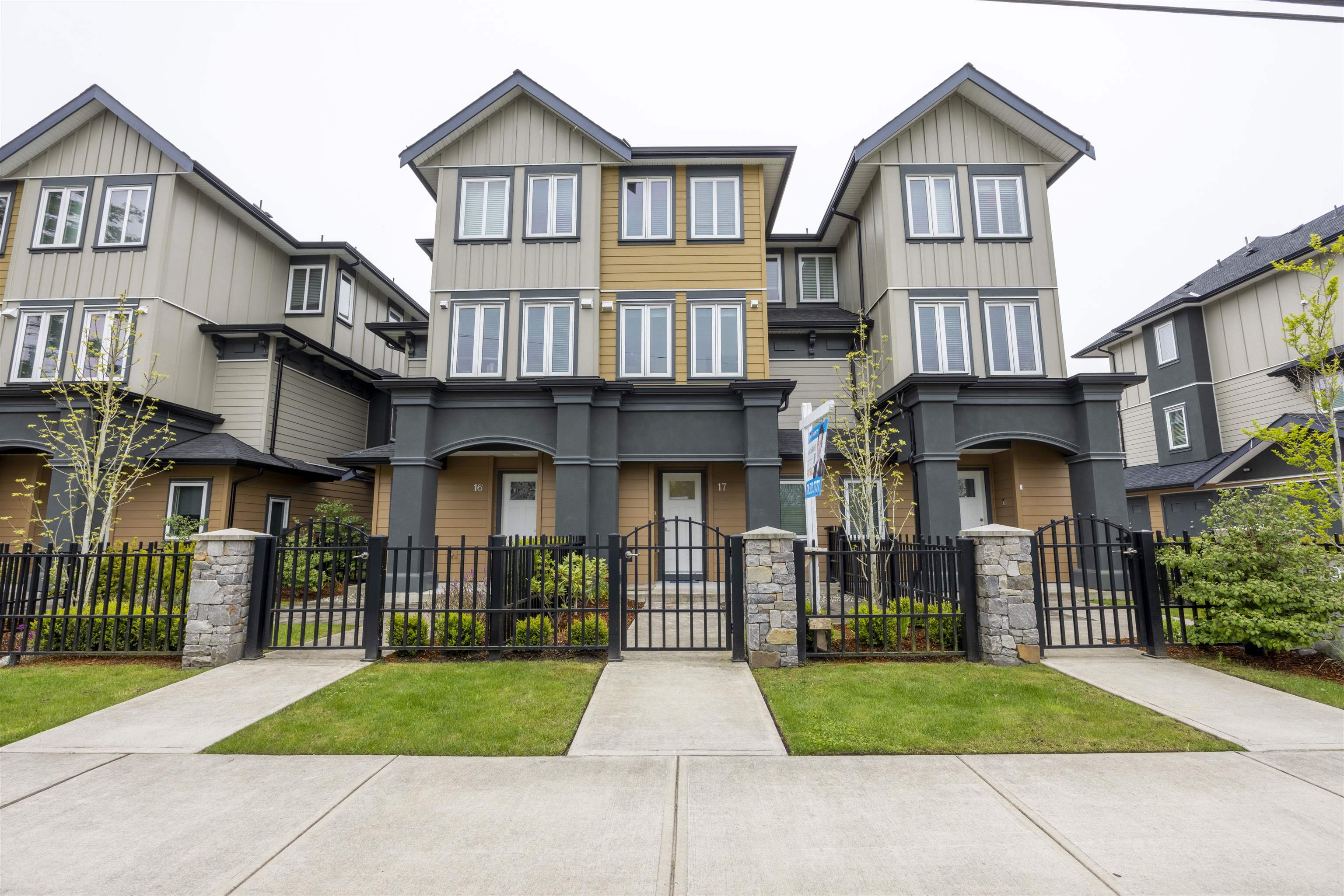 17-9800 Granville Avenue, Richmond, BC, V6Y 1R3
