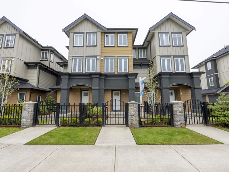17-9800 Granville Avenue, Richmond, BC, V6Y 1R3