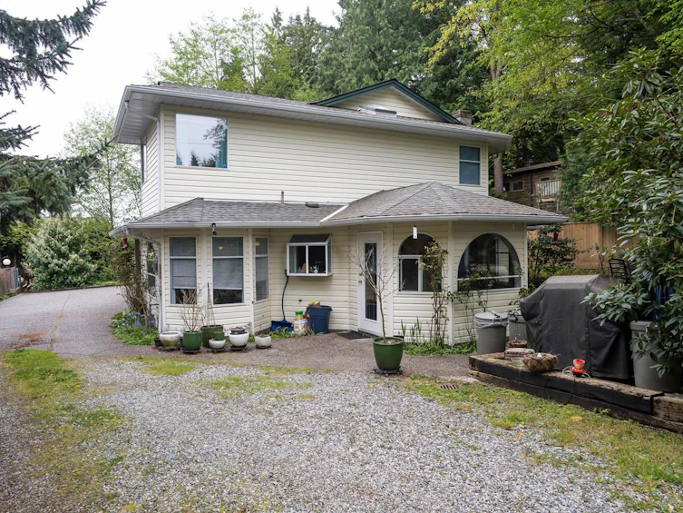 636 52 Street, Delta, BC, V4M 2Y7