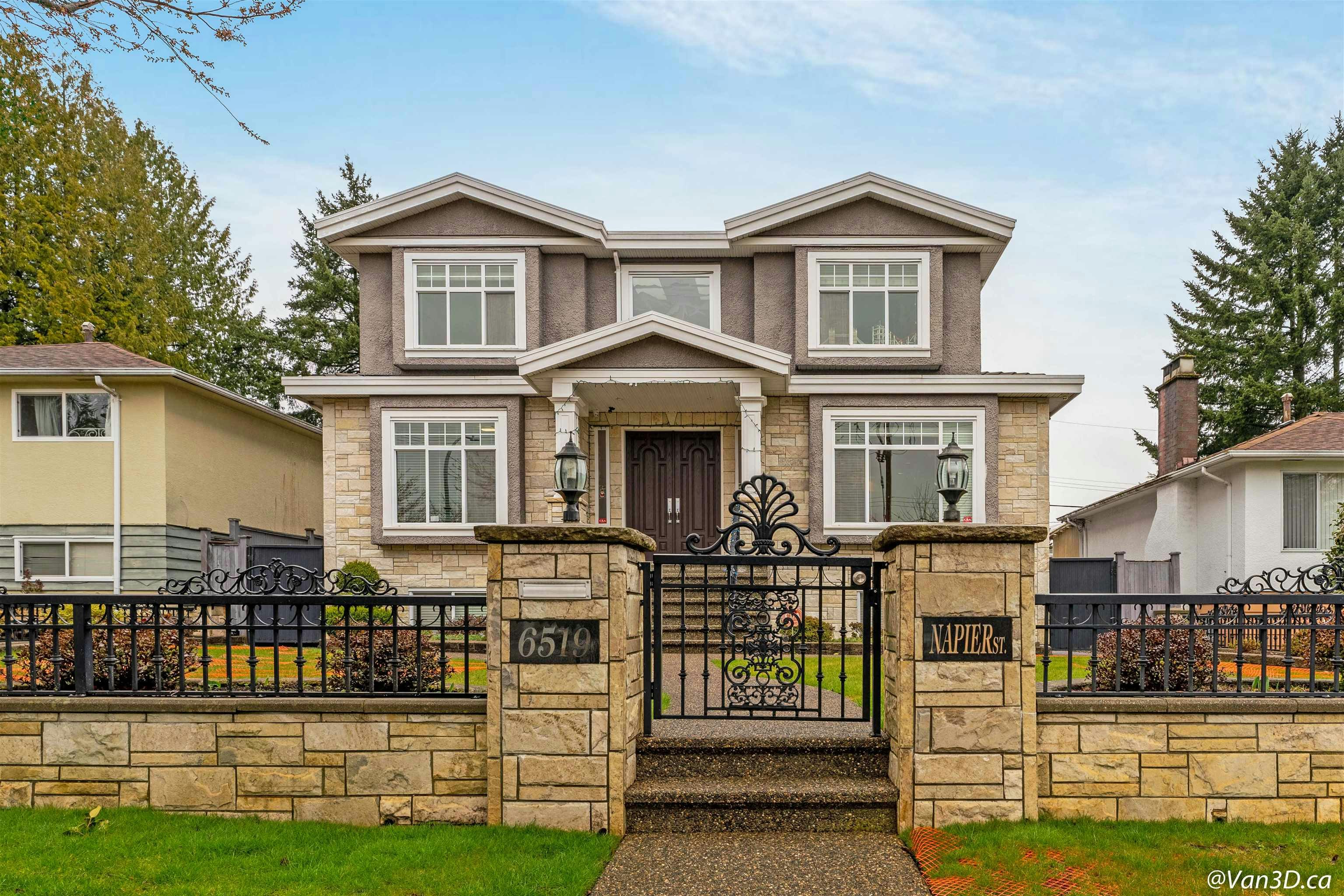6519 Napier Street, Burnaby, BC, V5B 2C2