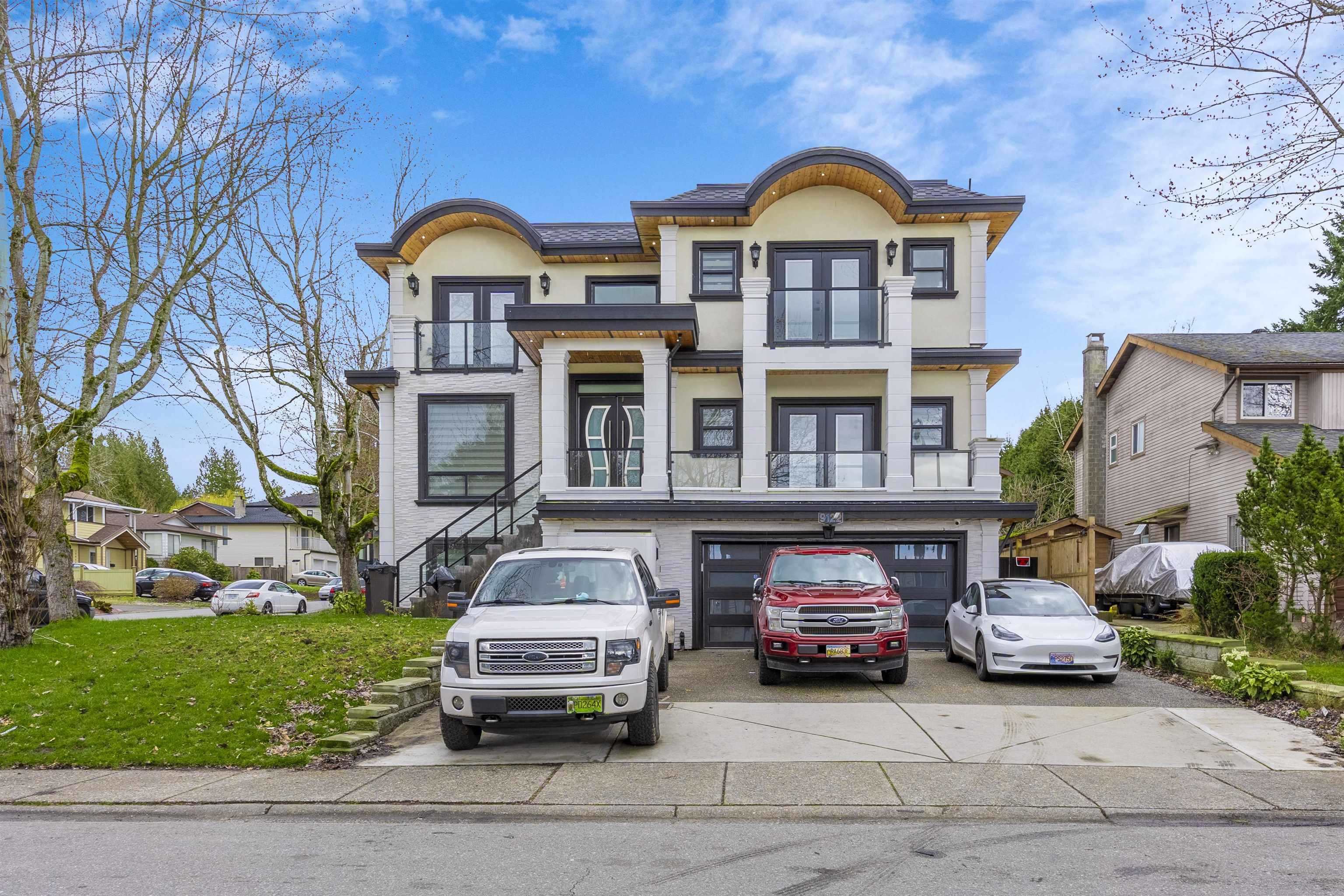 9122 144a Street, Surrey, BC, V3R 7L5