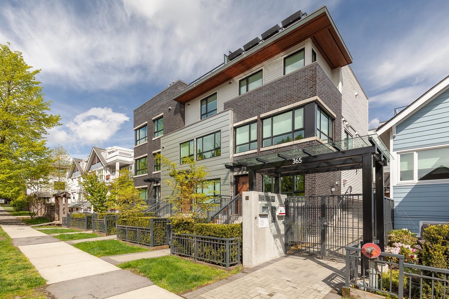 11-365 E 16th Avenue, Vancouver, BC, V5T 2T7