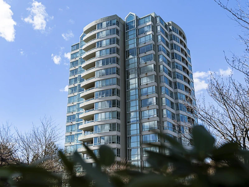 1002 - 15030 101st Avenue, Surrey BC V3R 0N3