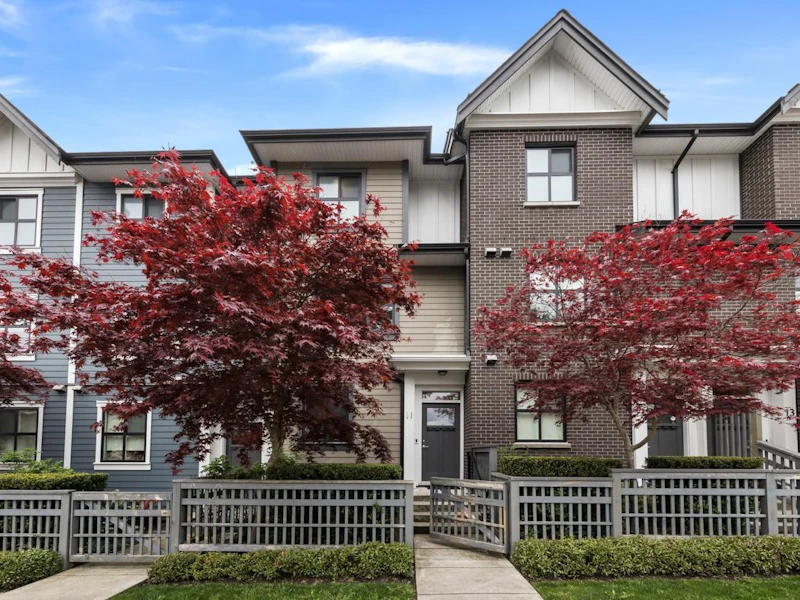11 - 7039 Macpherson Avenue, Burnaby BC V5J 4N4