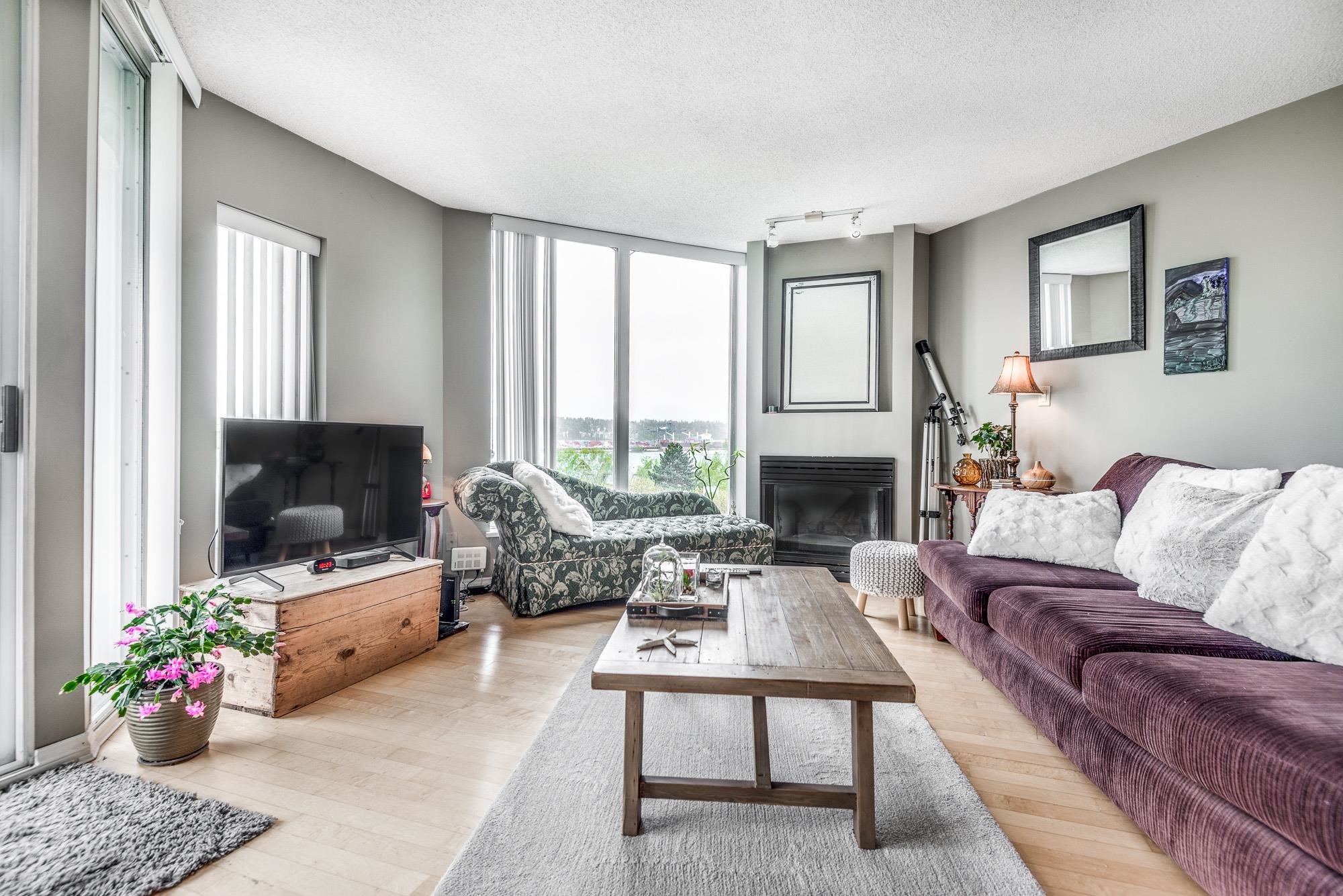 701-1135 Quayside Drive, New Westminster, BC, V3M 6J4