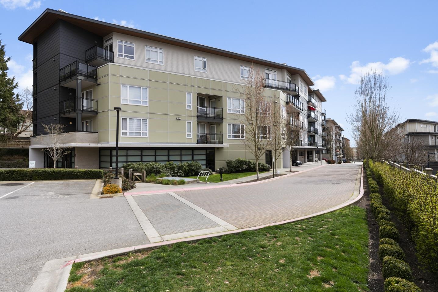 115-13919 Fraser Highway, Surrey, BC, V3T 4E6