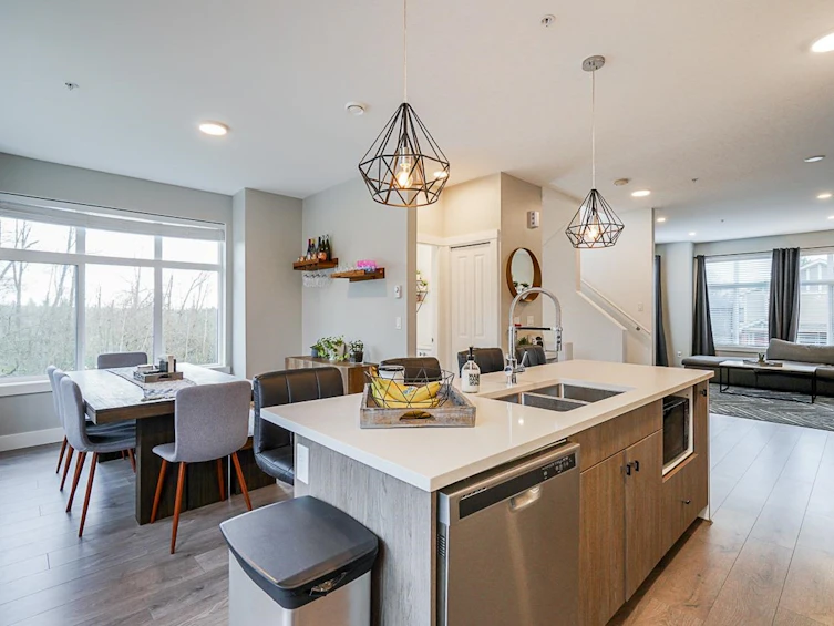 97-24108 104 Avenue, Maple Ridge, BC, V2W 0G4