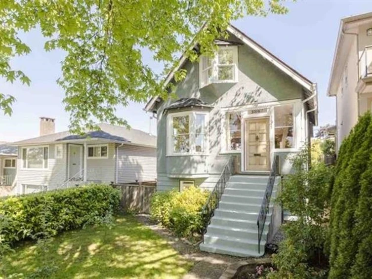 3847 Parker Street, Burnaby, BC, V5C 3B5