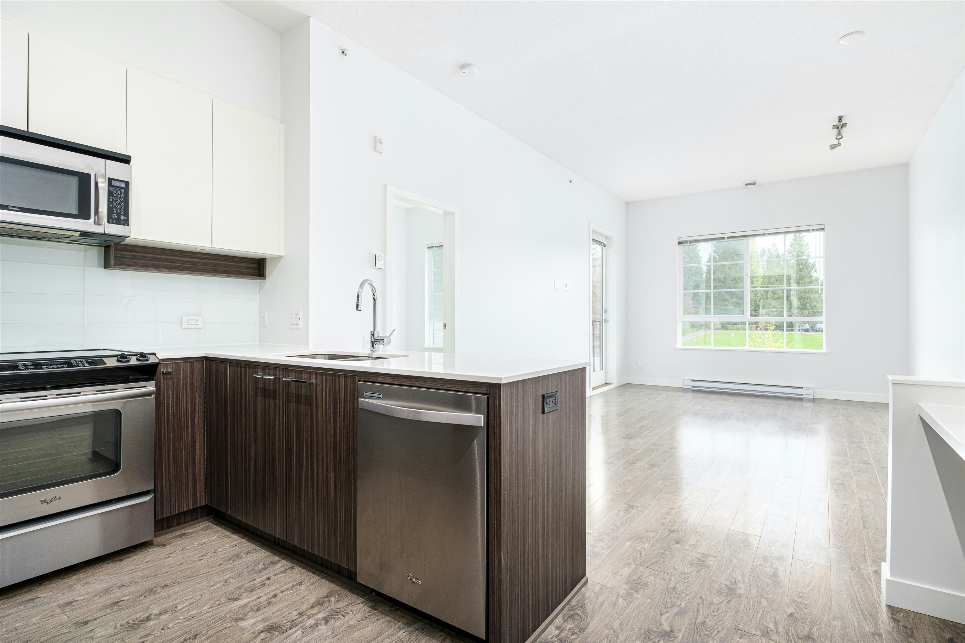 410-555 Foster Avenue, Coquitlam, BC, V3J 0B6