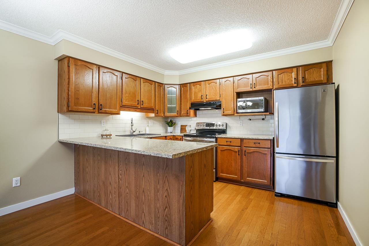 201-11510 225 Street, Maple Ridge, BC, V2X 9Y3