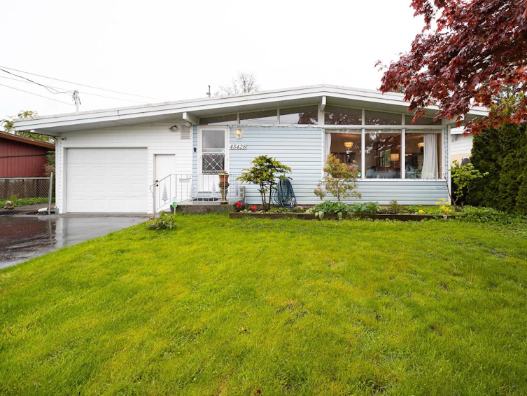 45428 Princess Avenue, Chilliwack, BC, V2P 2C2