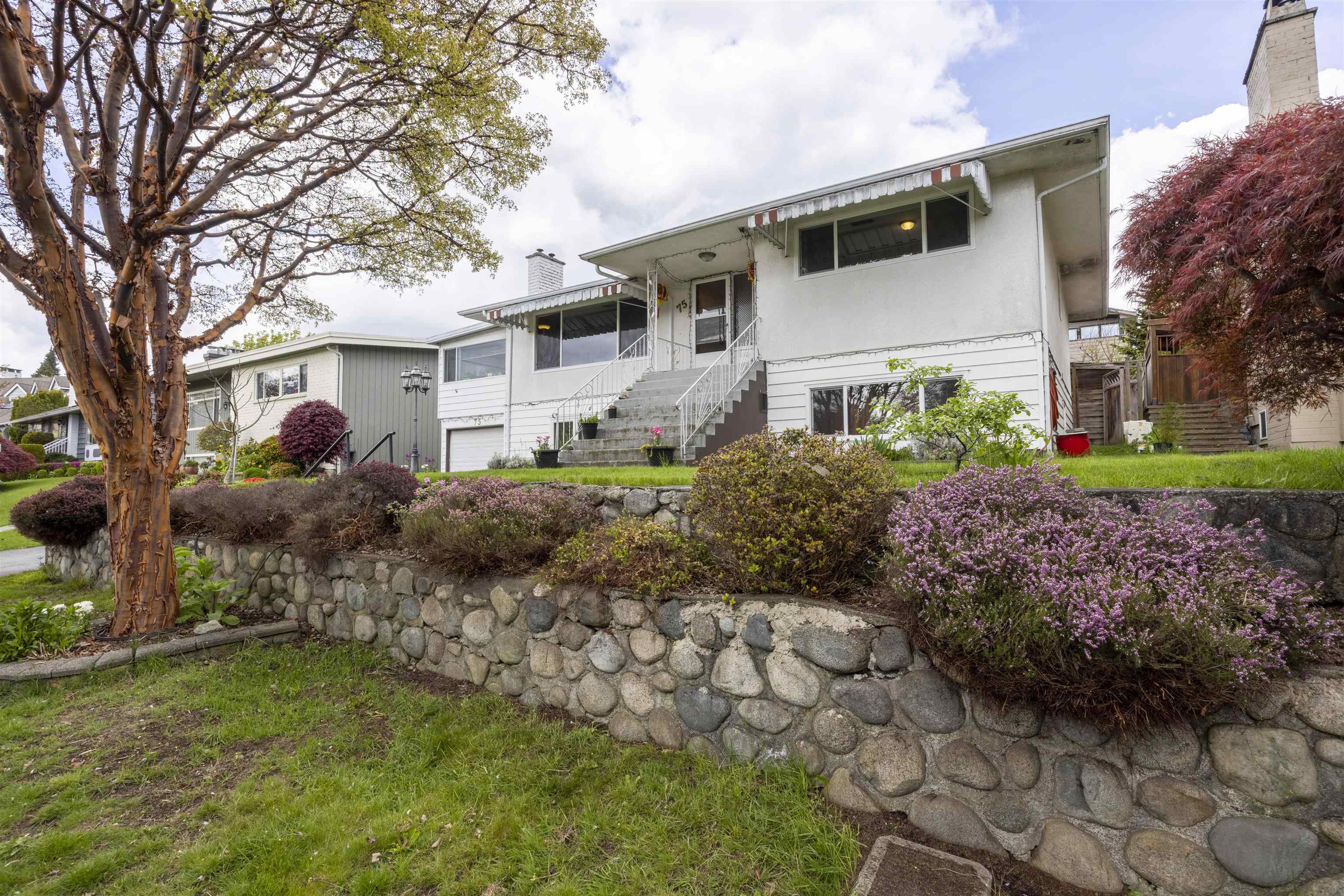 75 Mott Crescent, New Westminster, BC, V3L 4L8