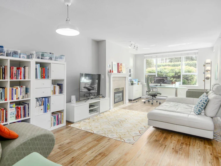 103-3608 Deercrest Drive, North Vancouver, BC, V7G 2S8