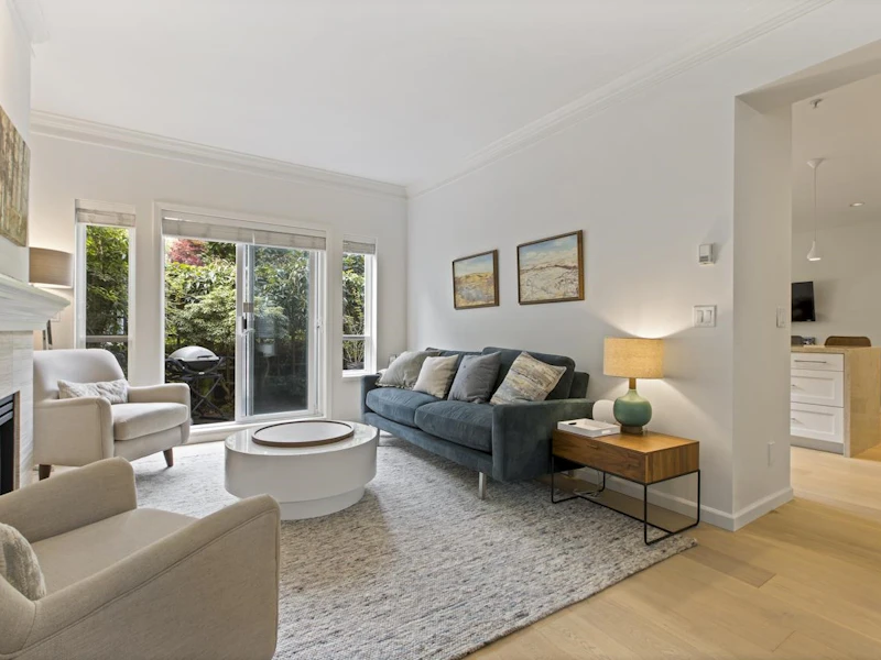 12 - 251 E 11th Street, North Vancouver BC V7L 2G8