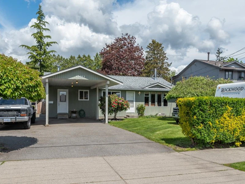 17483 60th Avenue, Surrey BC V3S 1T9