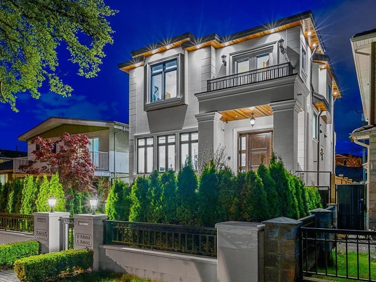 5805 Culloden Street, Vancouver, BC, V5W 3S1