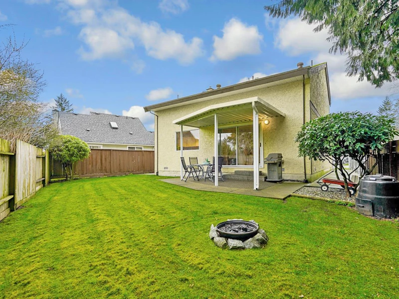 11272 Glenbrook Place, Delta BC V4C 7N5