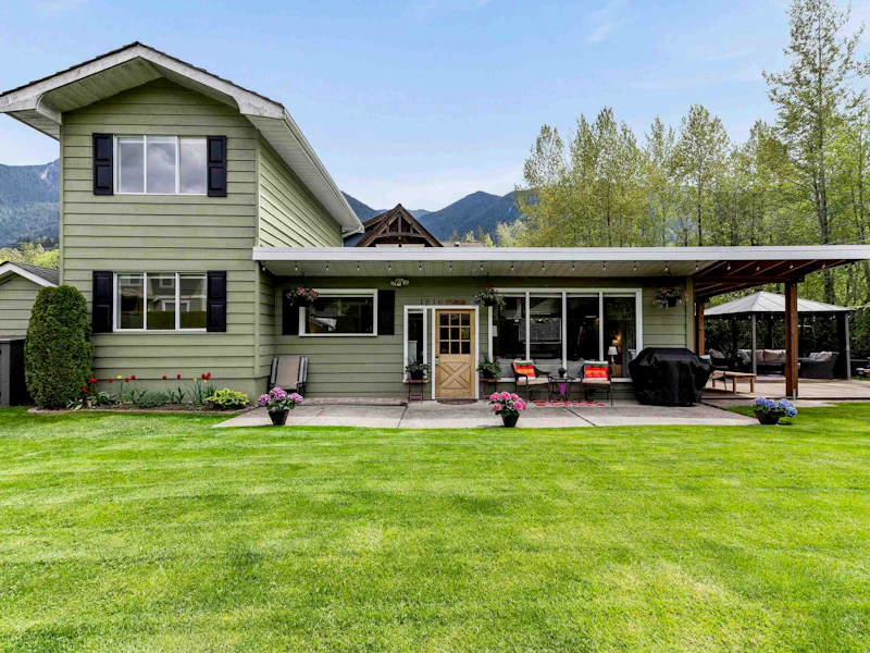 1816 Vera Road, Cultus Lake BC V2R 4X1