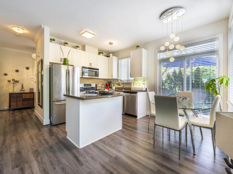 25-6300 London Road, Richmond, BC, V7E 6V6