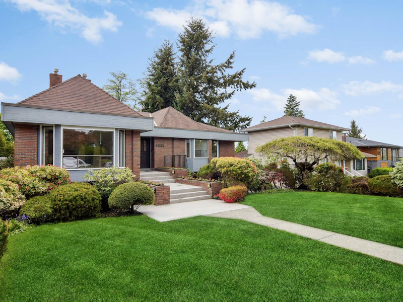 6235 Empress Avenue, Burnaby BC V5E 2S4