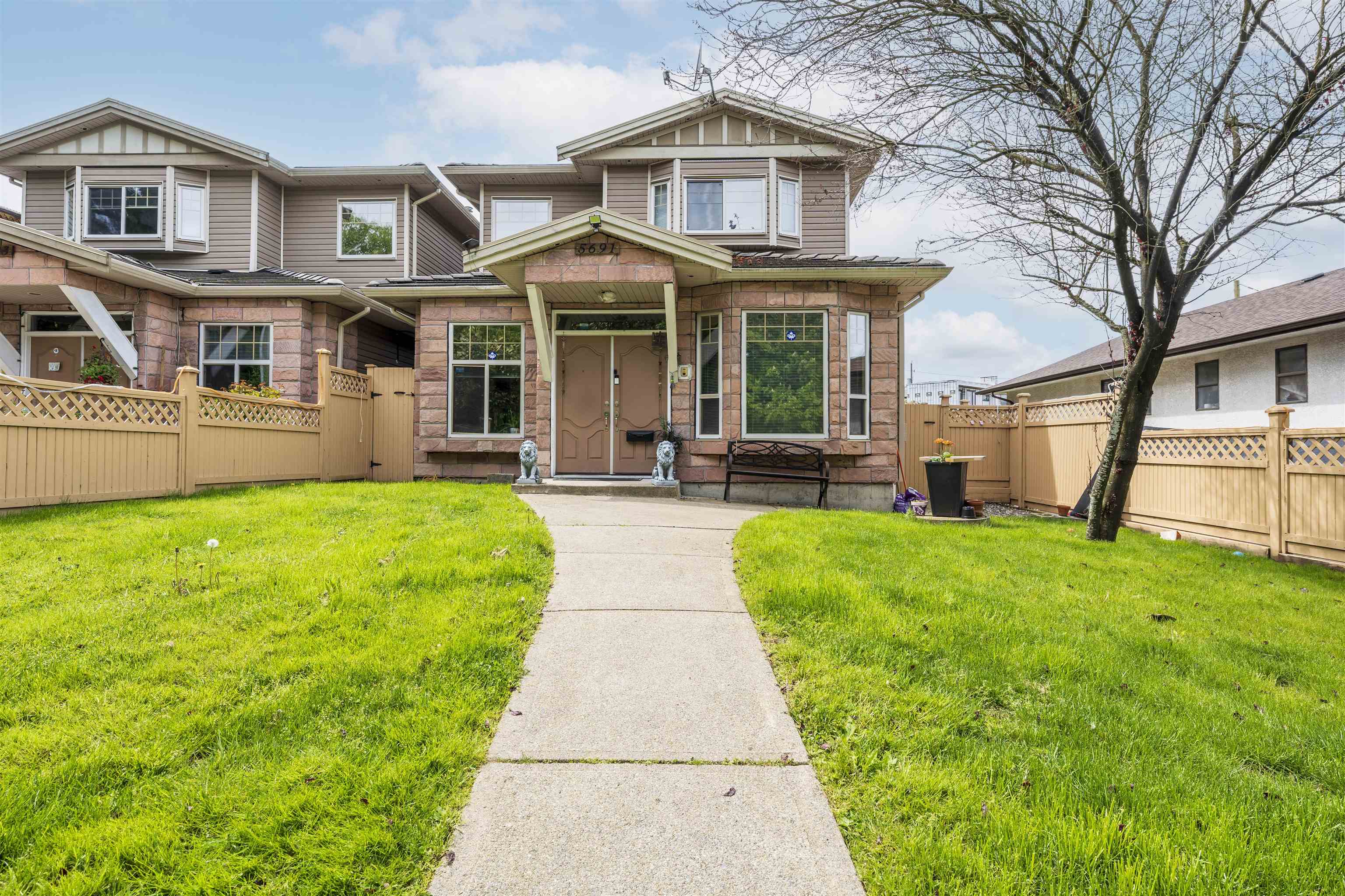 5691 Royal Oak Avenue, Burnaby, BC, V5H 3N3