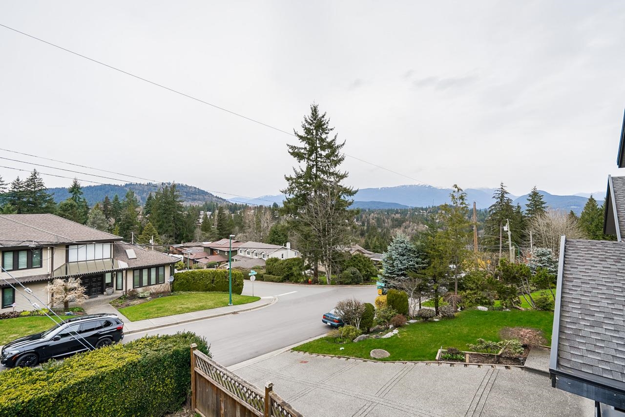 985 Blue Mountain Street, Coquitlam, BC, V3J 4T3
