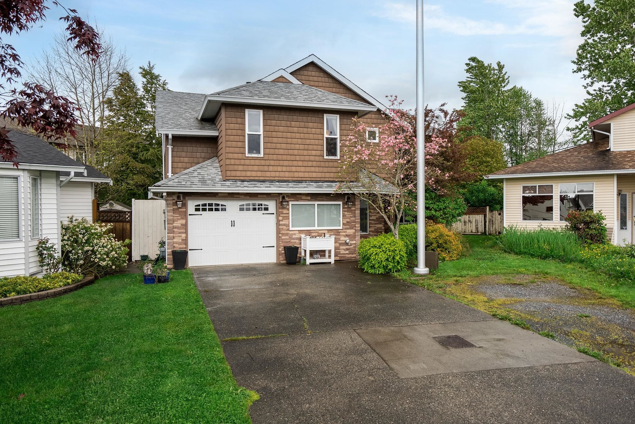 23011 Olund Crescent, Maple Ridge, BC, V2X 9L3