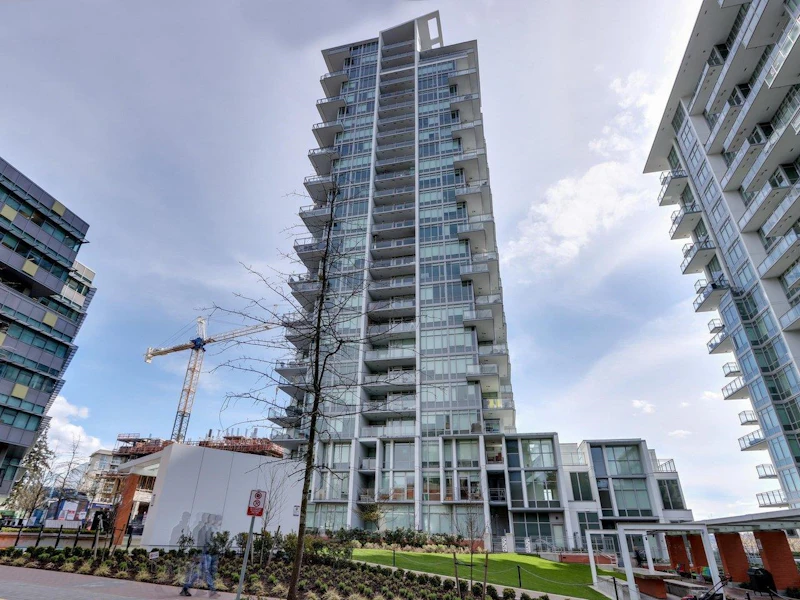 604 - 258 Nelson's Court, New Westminster BC